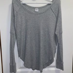 Aritzia - TNA Grey Waffle Long Sleeve